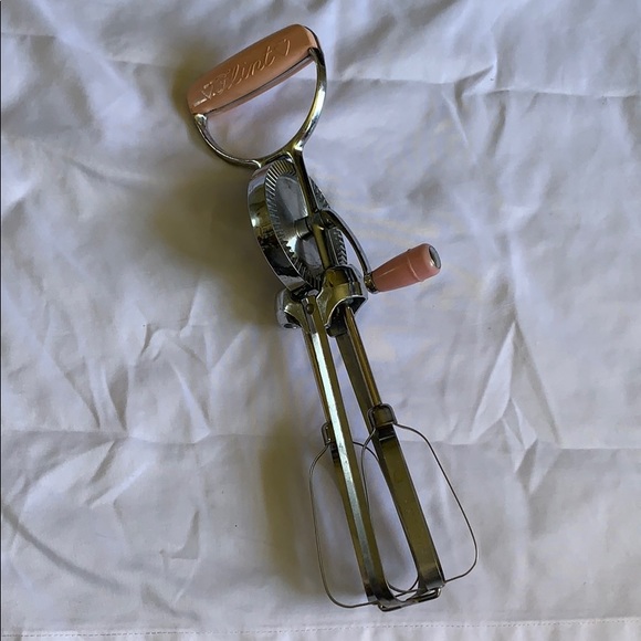 Flint Other - Vintage Retro Hand Powered Mixer Dual Whisk